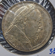 Load image into Gallery viewer, 1932 G Sweden Silver 2 Kronor Coin
