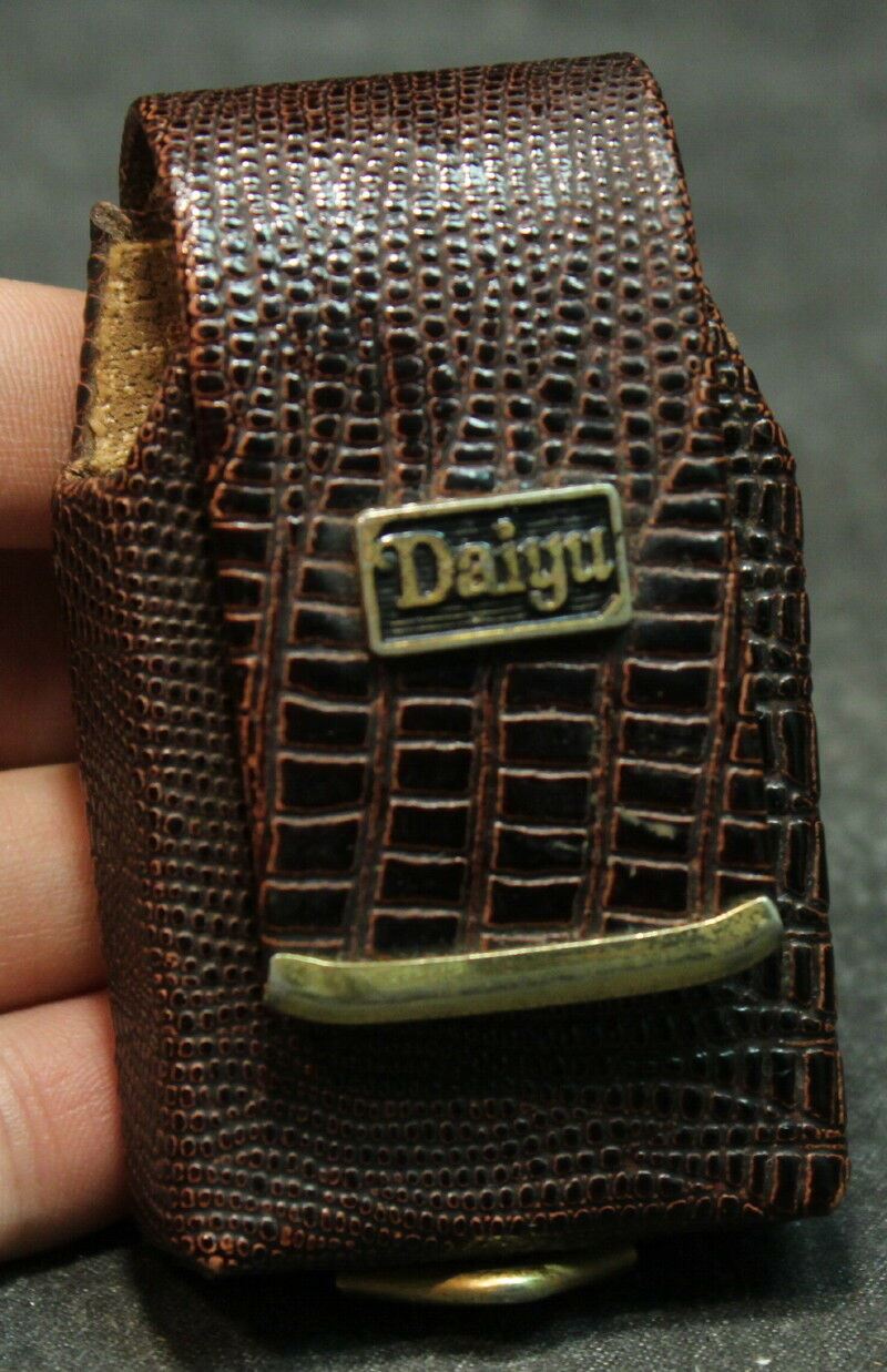 Vintage Daiyu Leather Cigarette Lighter Case