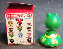 Load image into Gallery viewer, From Outer Space Stereotype Series 3 Simon Figure In Original Box
