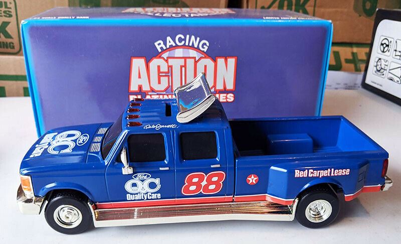Dale Jarrett 1966 Ford Dually Coin Bank - 1/3500 - 1:24 - Action Racing