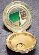 Load image into Gallery viewer, Vintage Enamel Painting Design Compact
