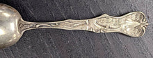 Load image into Gallery viewer, Sterling Silver Souvenir Spoon - CHICAGO ILLINOIS - Decorated Bowl

