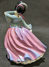 Load image into Gallery viewer, 2004 ROYAL DOULTON Bone China Figurine - Pretty Ladies - Autumn Breeze - HN 4716
