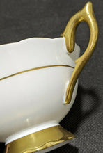 Load image into Gallery viewer, ROYAL STAFFORD Bone China Teacup &amp; Saucer - La Vigne D&#39;or - Green &amp; Grape Vine
