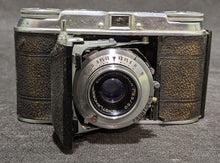 Load image into Gallery viewer, Vintage Voigtlander Vito II Camera - Color-Skopar Lens
