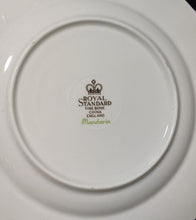 Load image into Gallery viewer, 4 x Royal Standard Fine Bone China - Mandarin - Bread &amp; Butter Plates
