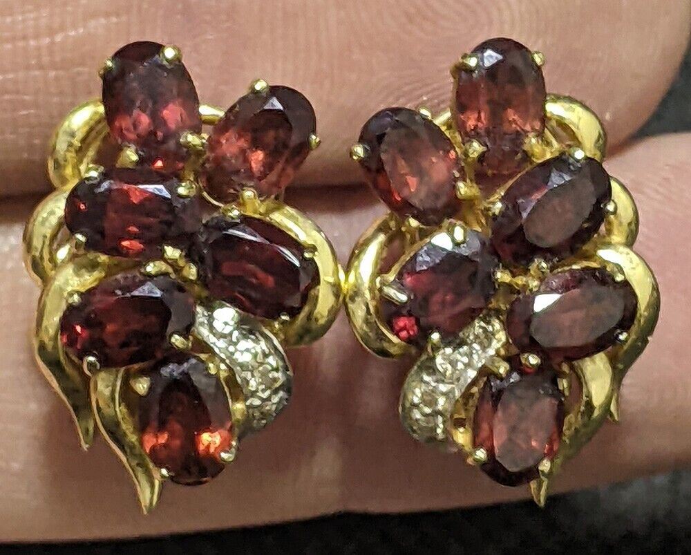 Beautiful 14 Kt Yellow Gold Garnet Cluster Omega Back Earrings