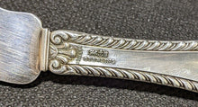 Load image into Gallery viewer, Solid Sterling Silver Cake Saw by Gorham - Cambridge Pattern
