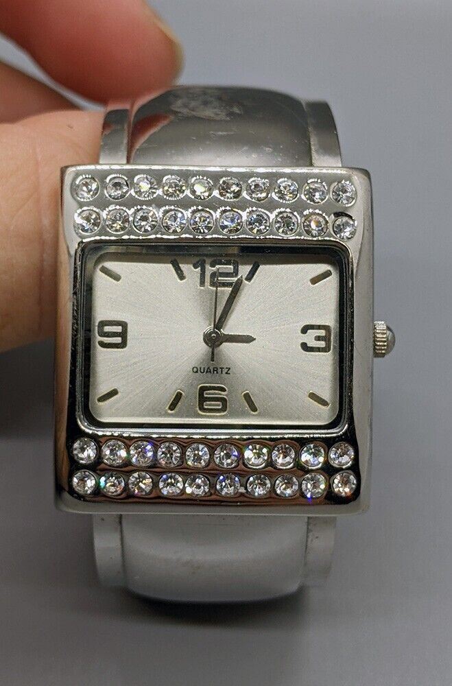 Unbranded Fashion Bangle Wrist Watch - Silver Tone Bracelet - Crystals on Bezel