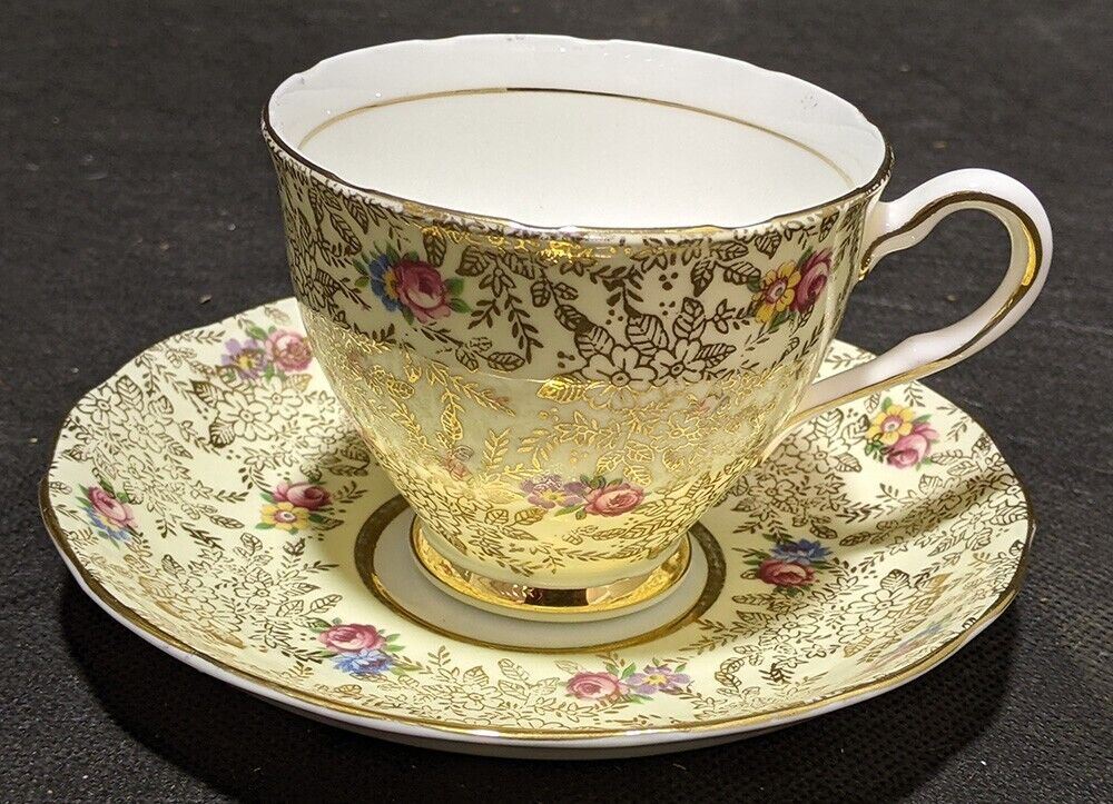 Colclough Bone China Tea Cup & Saucer -- Heavy Gold Detail With Flowers