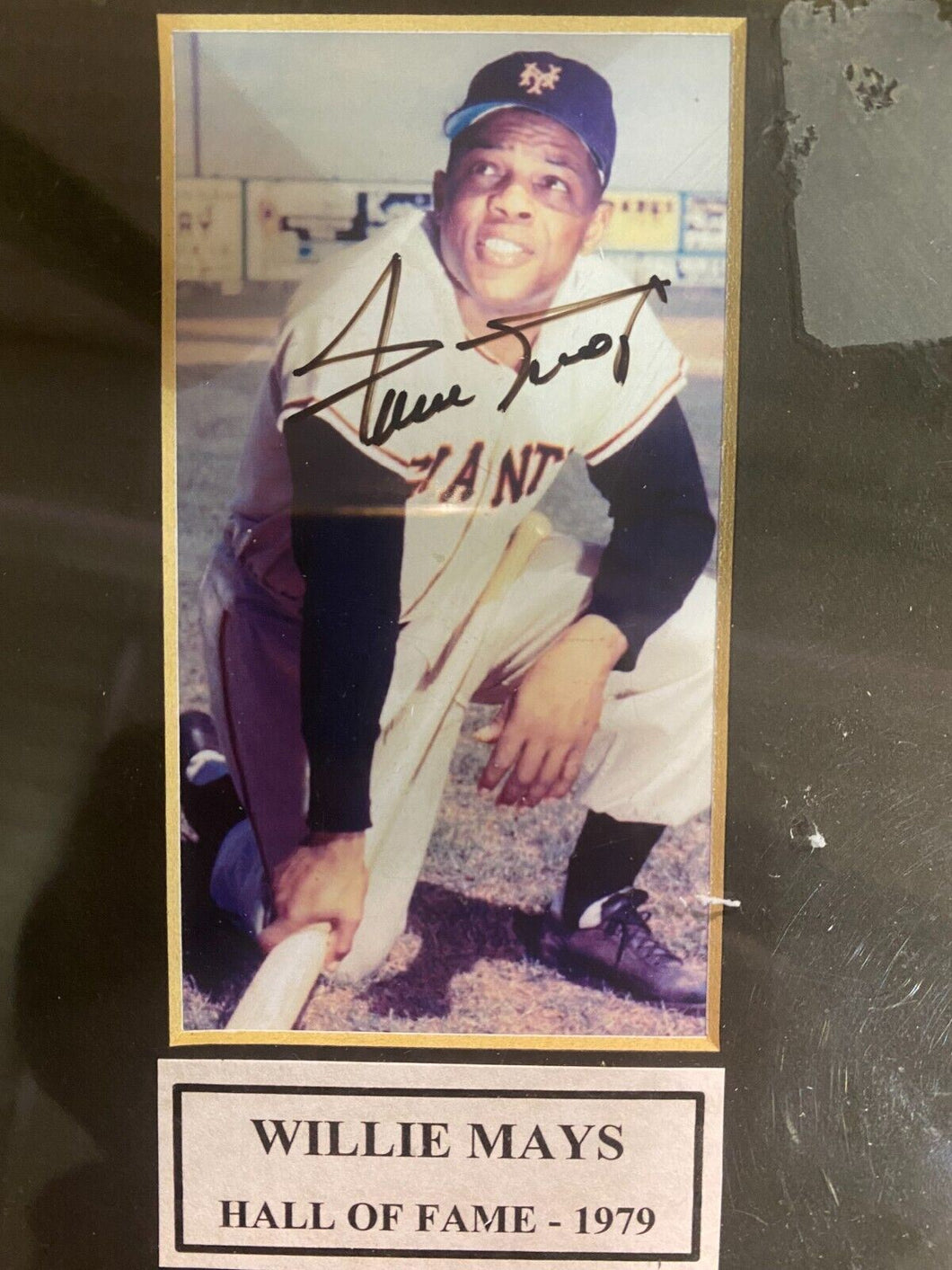 Willie Mays Hall of Fame 1979 Autographed Picture with COA 3X6