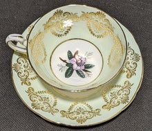 Load image into Gallery viewer, PARAGON Bone China Tea Cup &amp; Saucer - Green &amp; Gold - Violet in Bowl
