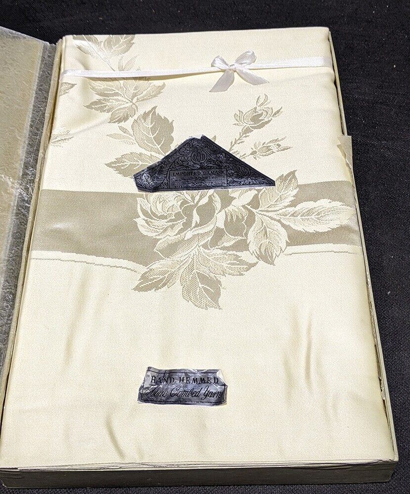 Imported Damask - Hand Hemmed Fine Combed Yarn Table Cloth & Napkin Set