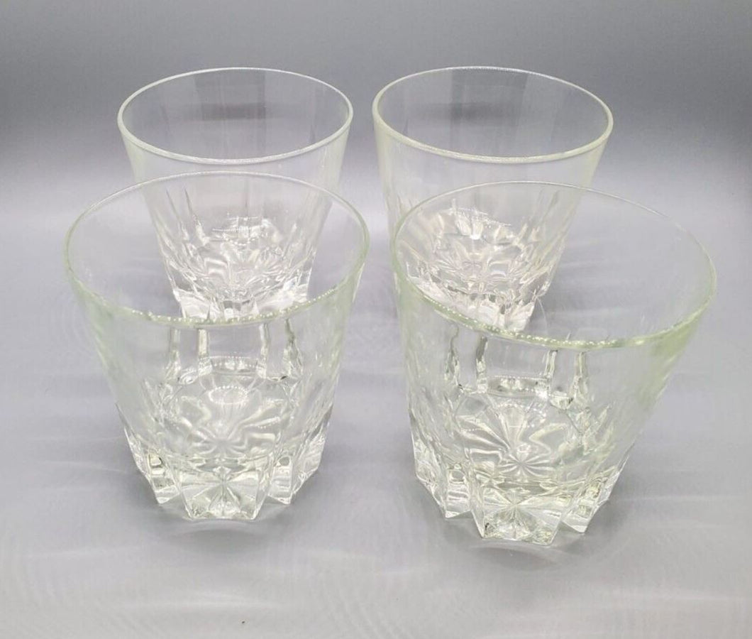 4 Glass Spirit Glasses