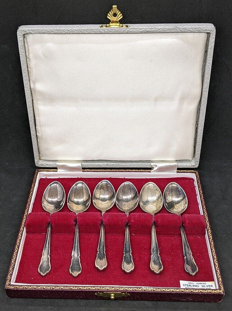 6 Vintage Sterling Silver Demitasse Spoon Set in Fitted Canteen