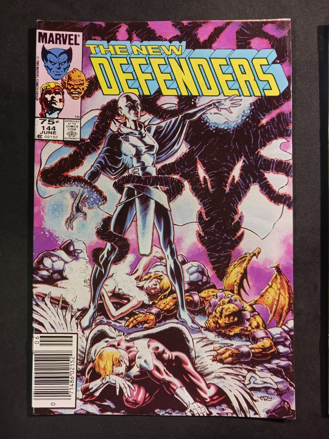 1985 The New Defenders #144 Marvel Comics, CPV, Newsstand, High Grade