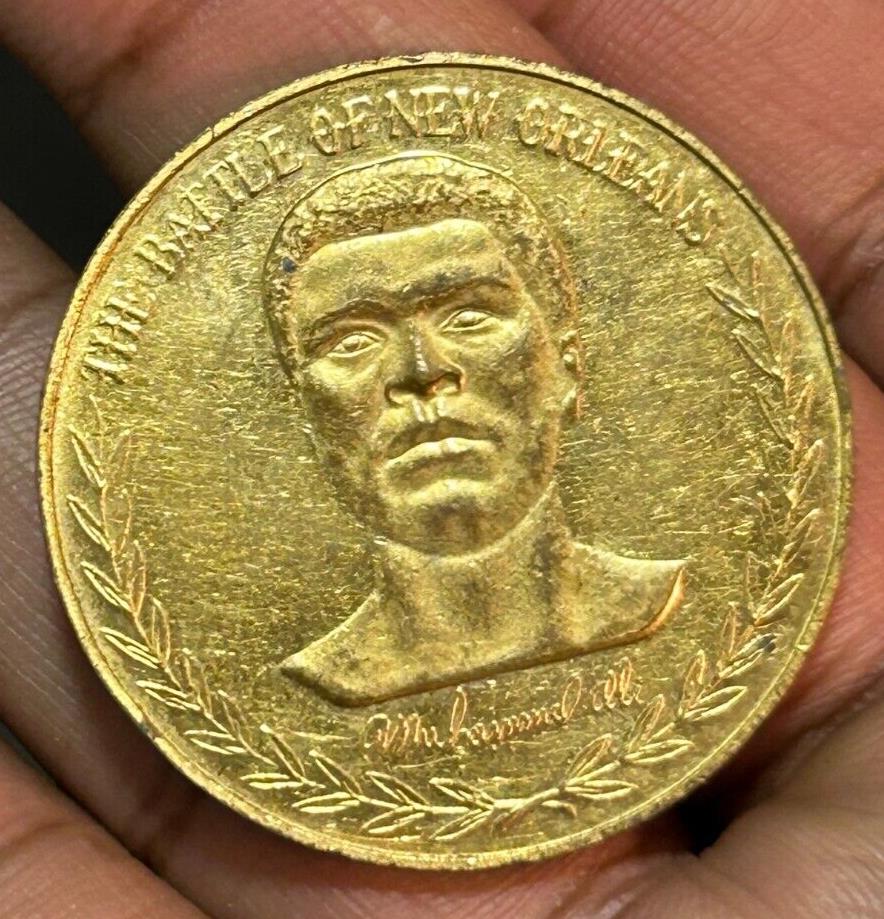 1978 Muhammad Ali Leon Spinks Medallion Battle of New Orleans, EX