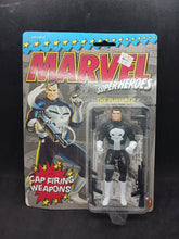 Load image into Gallery viewer, Marvel Super Heroes, The Punisher (1990 Toy Biz) 5&quot; Action Figure, Mint Sealed
