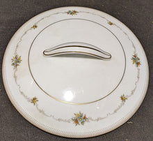Load image into Gallery viewer, NORITAKE Bone China Covered Vegetable Serving Bowl - Joanne Pattern
