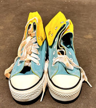 Load image into Gallery viewer, Air Walk, Max Blue/Yellow, Boys size 4
