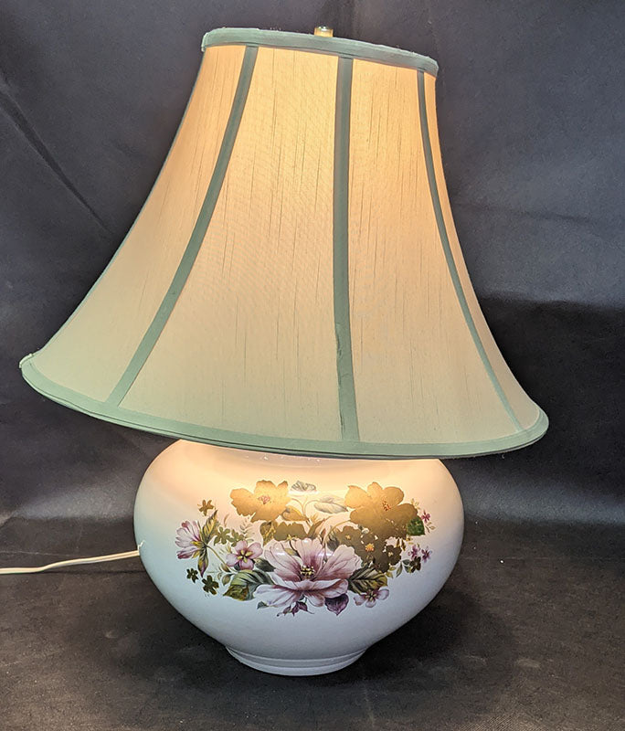 Ceramic Lamp - Floral Bouquet Detailed Base - Works