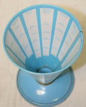 Load image into Gallery viewer, Vintage Chef&#39;s Measure Tin Measuring Cup - Made in Great Britain
