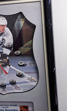 Load image into Gallery viewer, Limited Edition Hockey Hall Of Fame Salutes Wayne Gretzky Clock - # 1078
