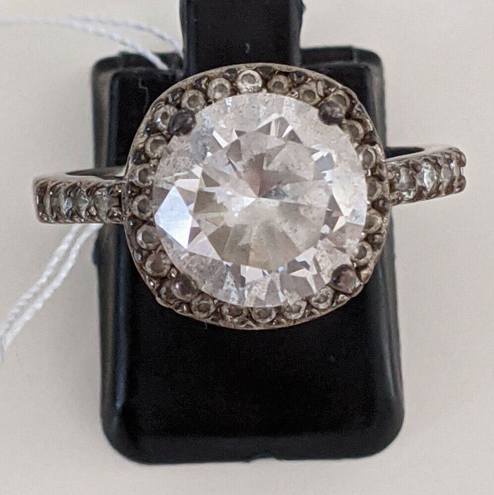 Sterling Silver Cubic Zirconia Ring - Large Centre Stone - Size 8