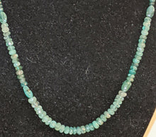 Load image into Gallery viewer, Beautiful 18&quot; Graduated Full Jade Bead Necklace - 14Kt Clasp
