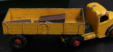 Load image into Gallery viewer, Dinky Supertoys 521 Bedford Articulated Lorry by Meccano LTD. in Vintage Box
