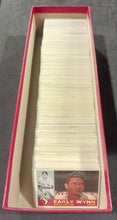 Load image into Gallery viewer, 1960 Topps Baseball Card Lot in F to VF Shape, #1 to 506, No Mantle
