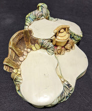 Load image into Gallery viewer, PENDELFIN Hand Painted Stonecraft Bunny / Rabbit Figurine - 4 Figure Base
