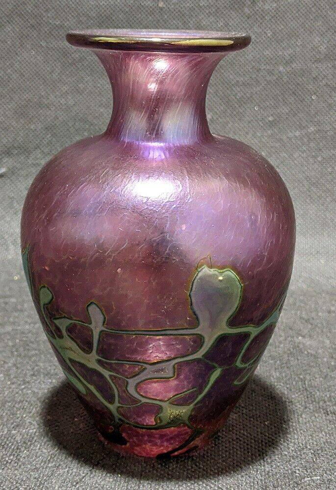 Vintage Signed Art Glass Vase - R. Hill - Iridescent Detail - 5 1/2