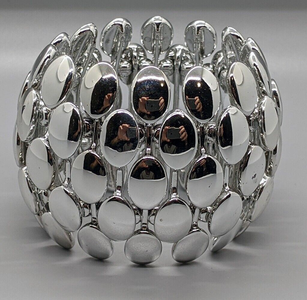 Wide Stretchy Silver Toned Mirrored Oval Design Bracelet