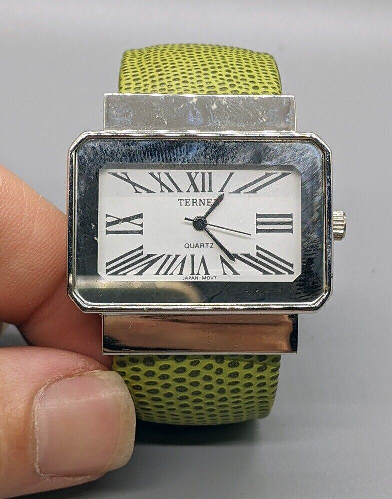 BIJOUX TERNER Fashion Bangle Wrist Watch - Light Green Bracelet