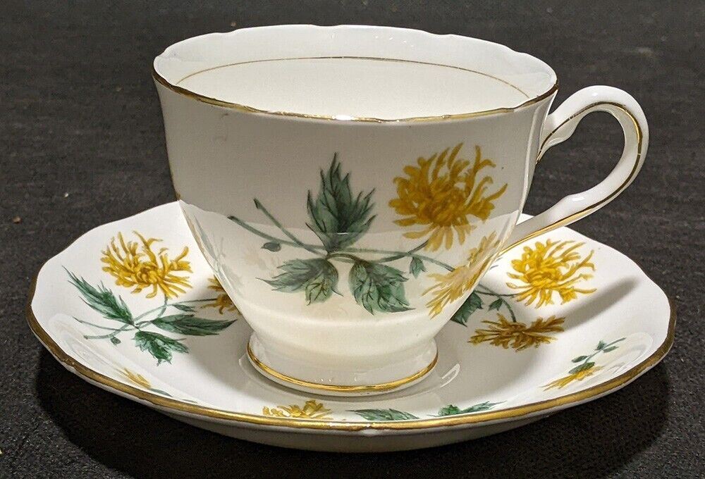 Colclough Bone China Tea Cup & Saucer -- Golden Floral Sprig Design