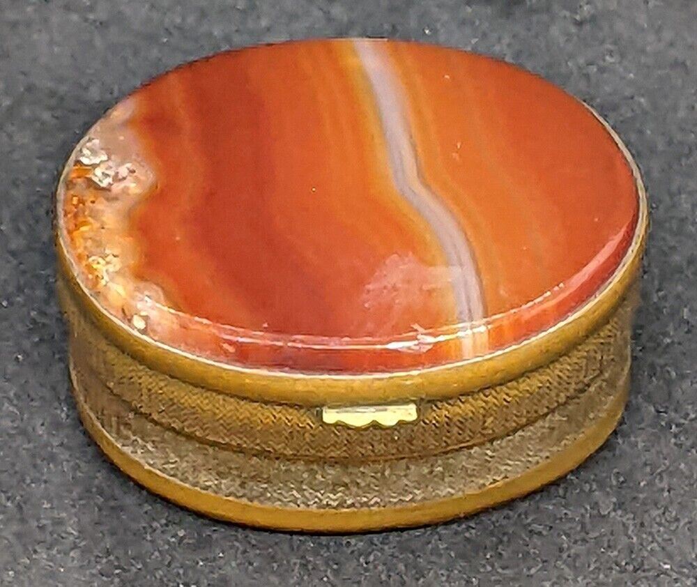 Vintage Carnelian Top & Bottom Hinged Lid Pill Container