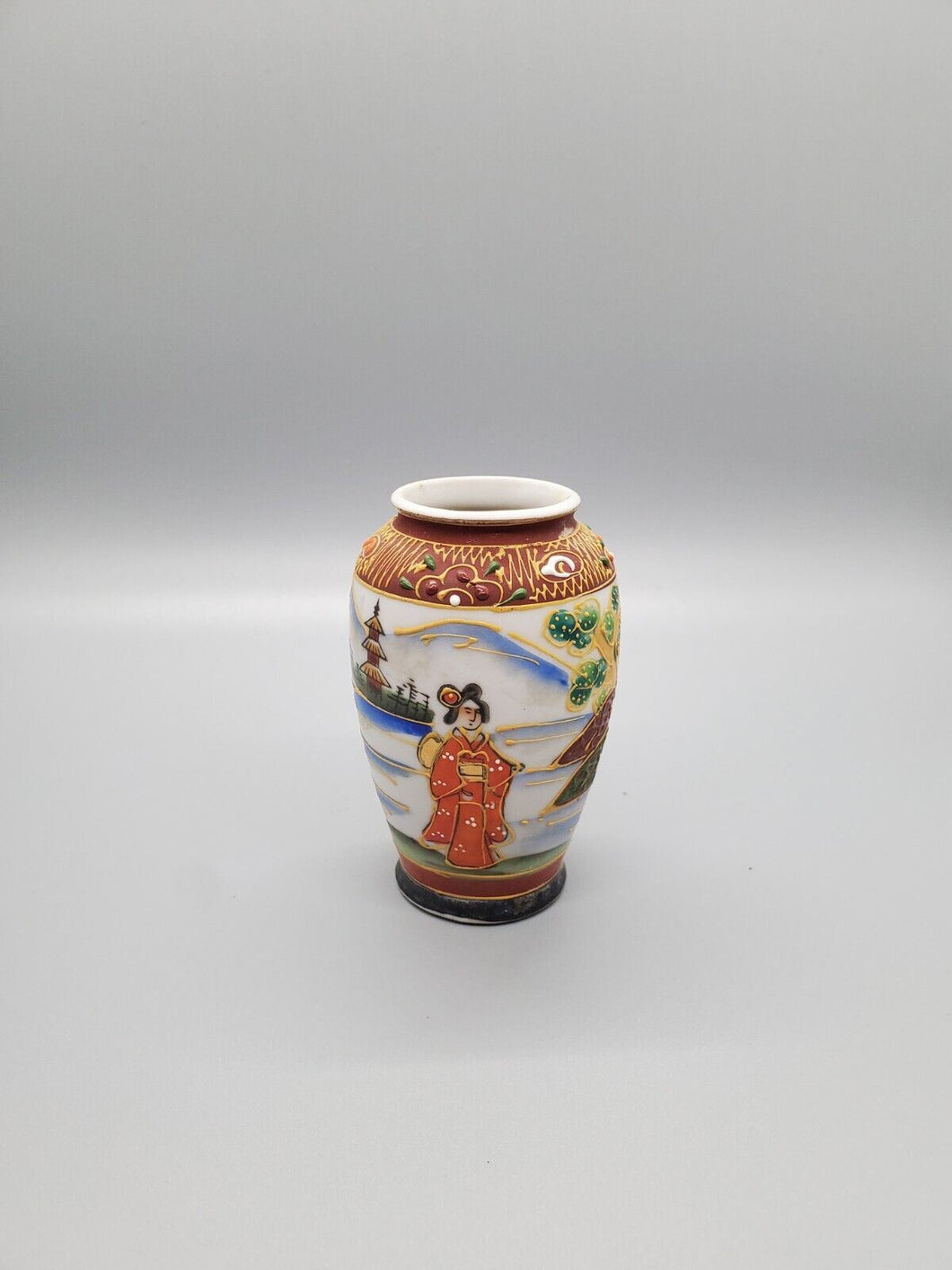 Small Japanese Hand Painted Vase - Red Mark on Bottom - Late 1890's / 1900's