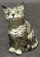 Load image into Gallery viewer, Vintage Beswick Grey Cat Figurine - # 1886

