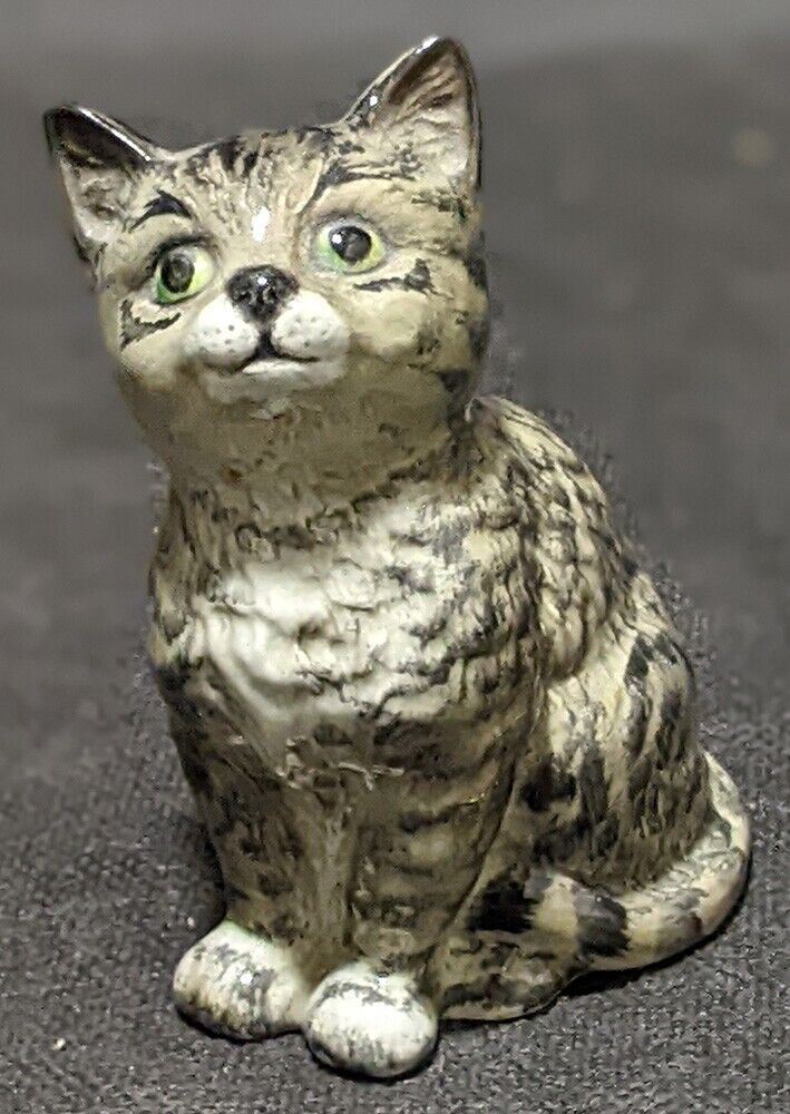Vintage Beswick Grey Cat Figurine - # 1886