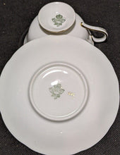 Load image into Gallery viewer, AYNSLEY Fine Bone China Tea Cup &amp; Saucer - Maroon With Gold Detail
