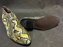 Load image into Gallery viewer, Giorgio Brutini Men Snakeskin Shoes Size 11
