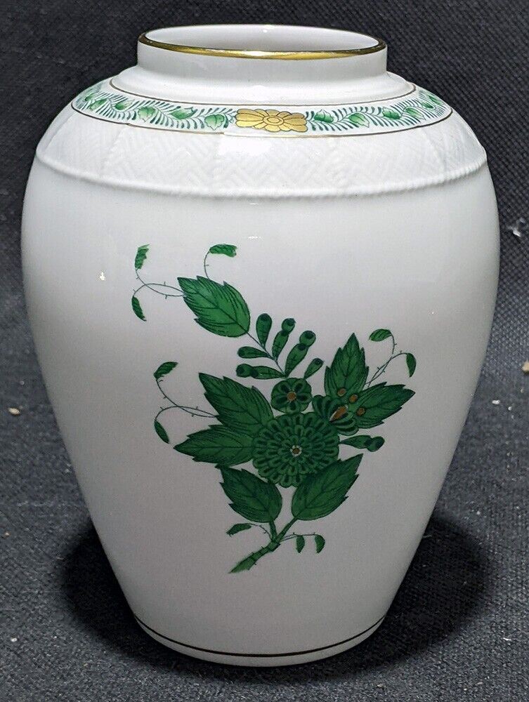 HEREND Porcelain - Chinese Bouquet - Ginger Jar - No Lid