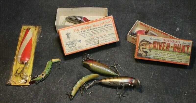 Lot of Vintage Collectible Fish Lures