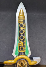Load image into Gallery viewer, 1994 Bandai Green Power Ranger Dragon Dagger - Works - As Found
