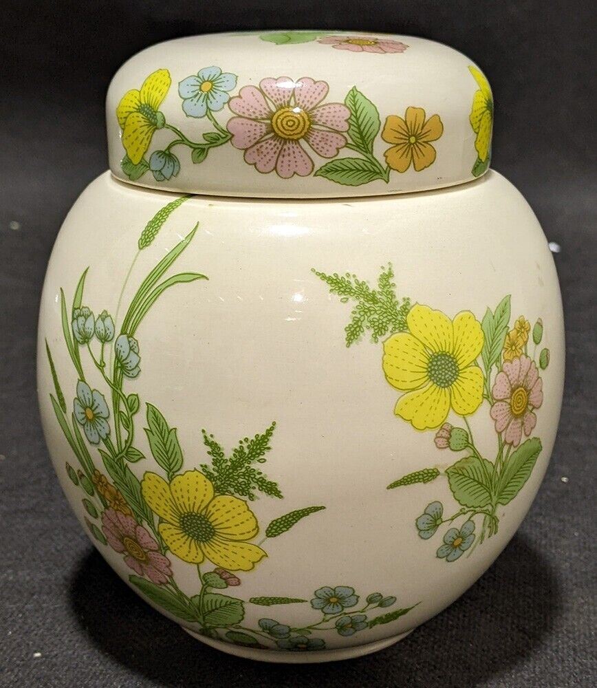 Vintage Sadler Ginger Jar - With Lid - Floral Bouquet - Staffordshire England