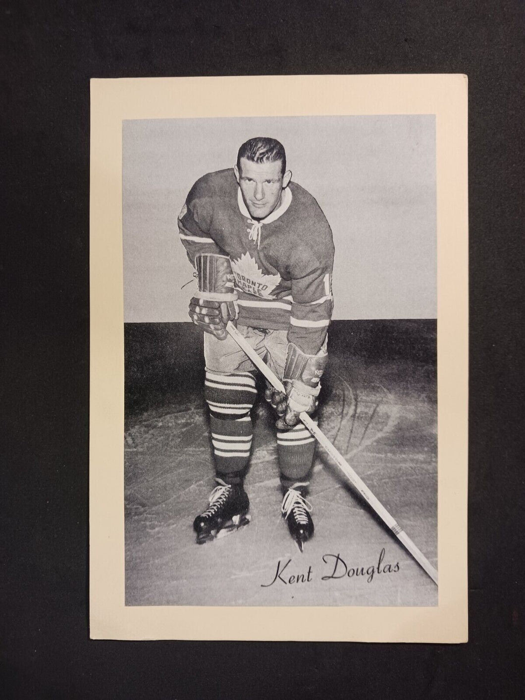 Kent Douglas 1944-1963 Group II Beehive Photo Toronto Maple Leafs