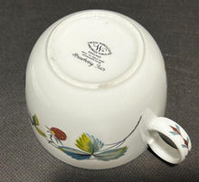 Load image into Gallery viewer, Royal Worcester Strawberry Fair lot 3 items, Cup &amp; Saucer, Pie, Souffle Dish EX+
