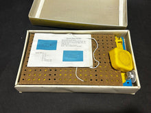 Load image into Gallery viewer, Vintage Electronic Kit Battery Operated 9-in-One, VG
