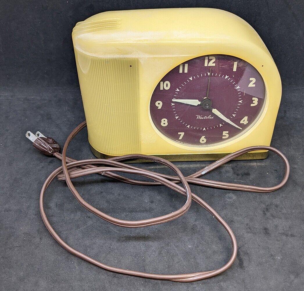 Vintage WESTCLOX Moonbeam Light Up Alarm Clock - Works!